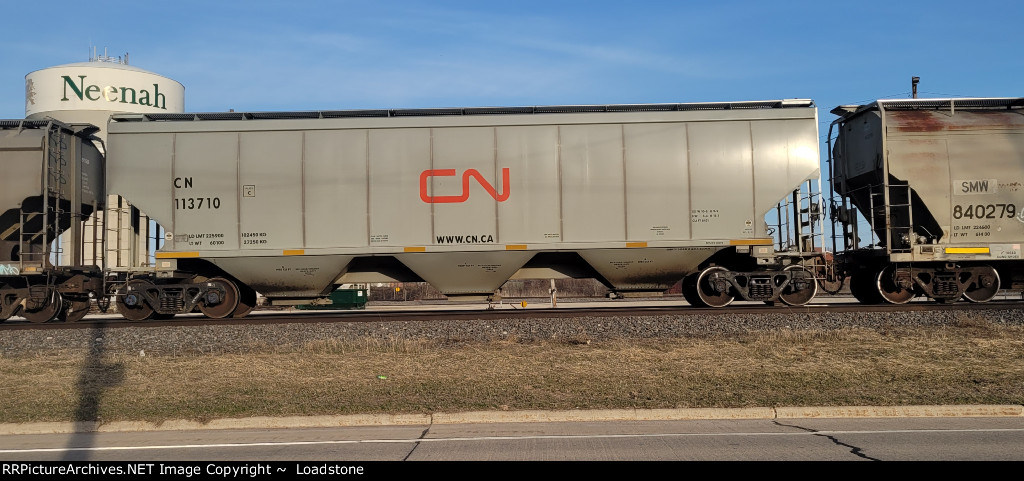 CN 113710